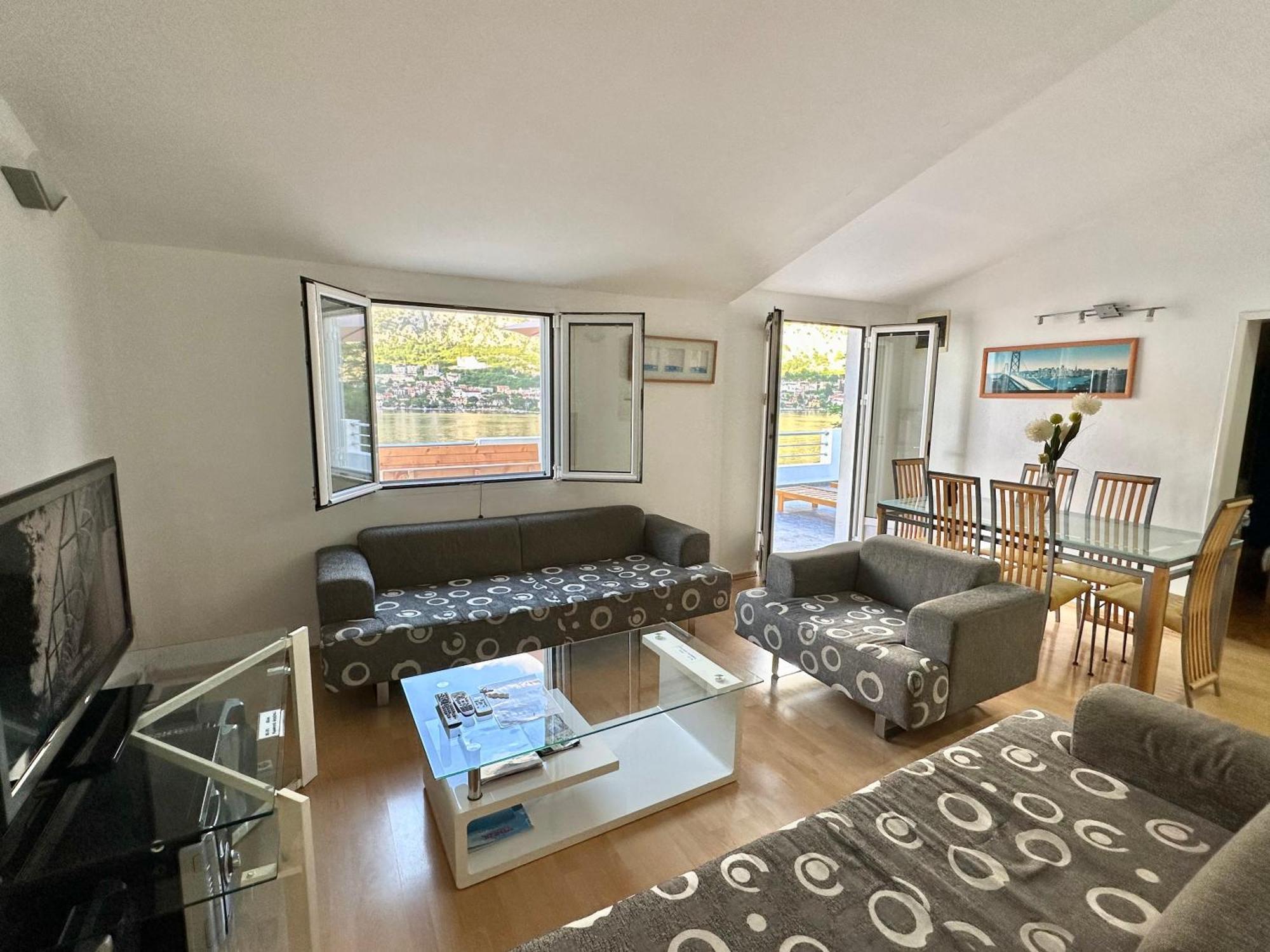 House With Big Terrace And Beautiful Sea View Vila Kotor Exterior foto